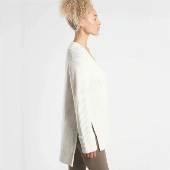 Athleta $149 White Ribbed Wool Blend Cuffed Oversized Tunic Sweater - Picture 2 of 7